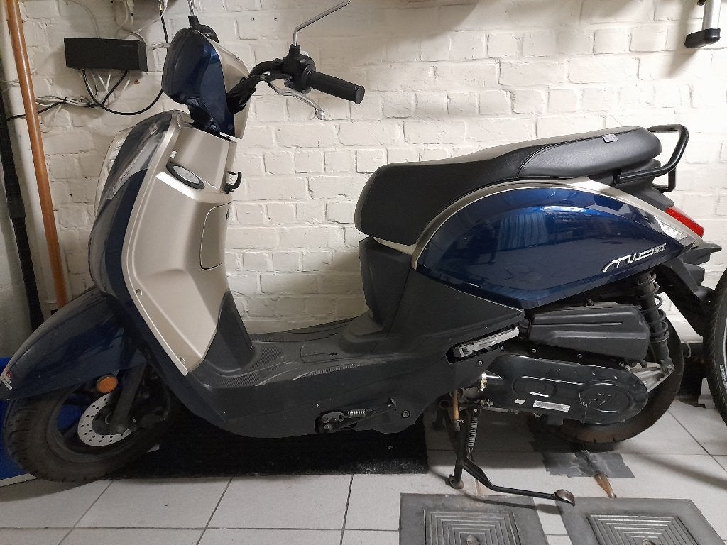 Sym 50, Fietsen en Brommers, Gebruikt, Klasse A (25 km/u), Benzine, 50 cc
