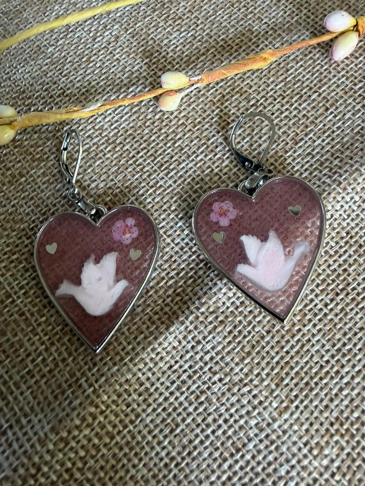 Prachtige oorbellen zelfgemaakt, Handtassen en Accessoires, Oorbellen, Verzenden, Nieuw, Roze, Overige materialen