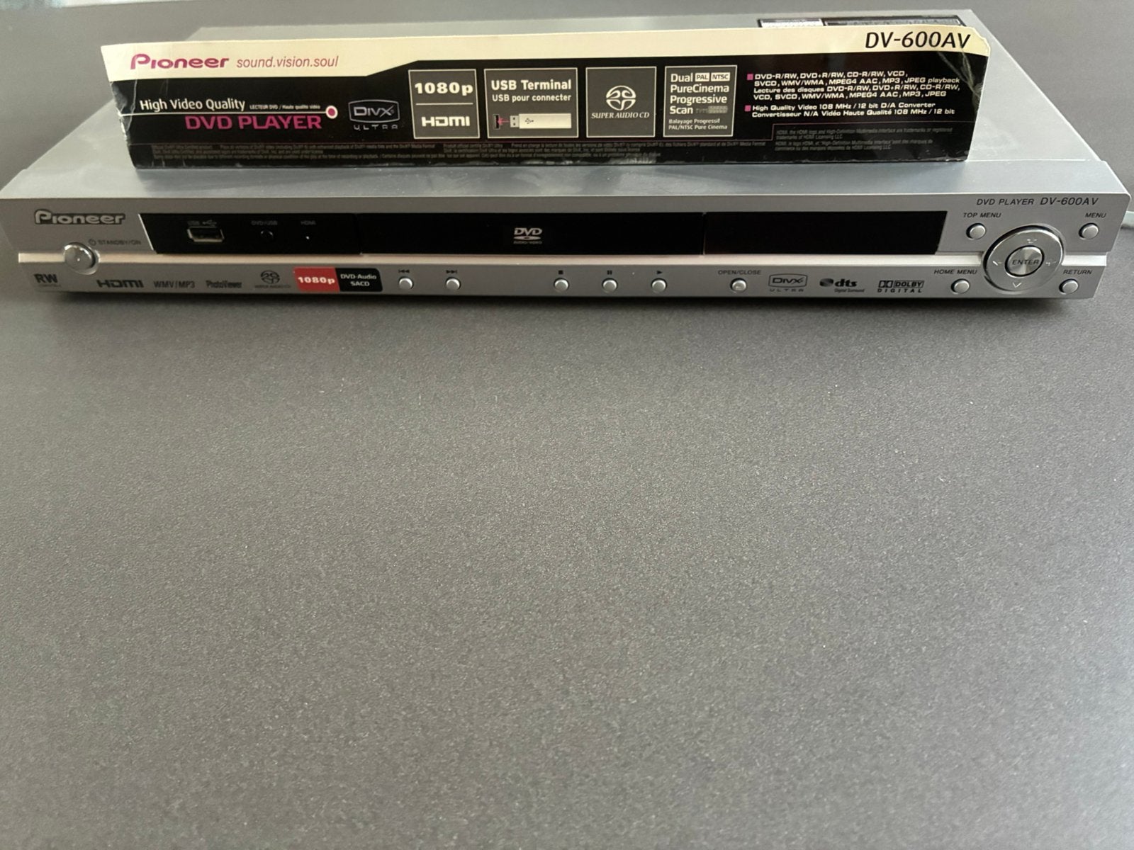 Lecteur dvd Panasonic Dv 600 avs, TV, Hi-fi & Vidéo, Enlèvement, Comme neuf, Lecteur DVD, Panasonic