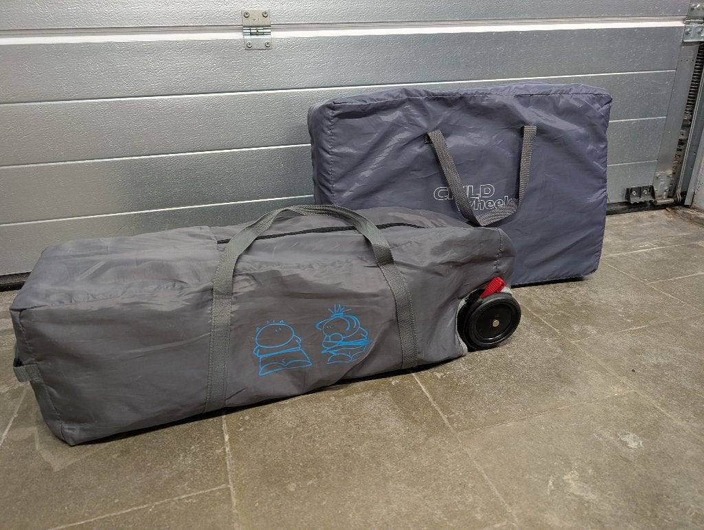 Lit pliant + matelas, Enfants & Bébés, Enlèvement, Utilisé, Lit