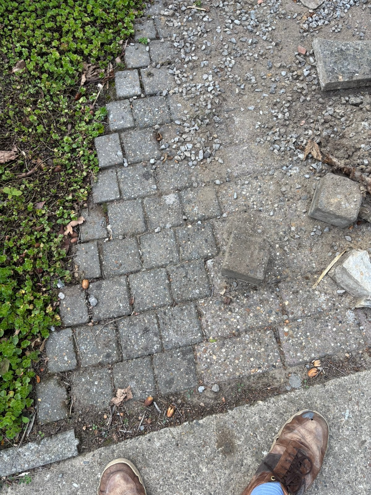 Klinkers, Bricolage & Construction, Enlèvement