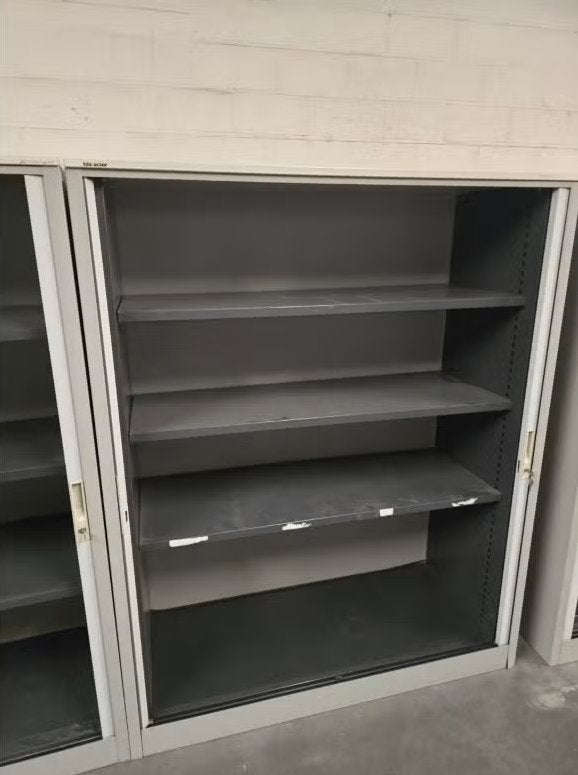 Professionele metalen kasten met schuifdeur 150x120x45, Ophalen of Verzenden, Zo goed als nieuw