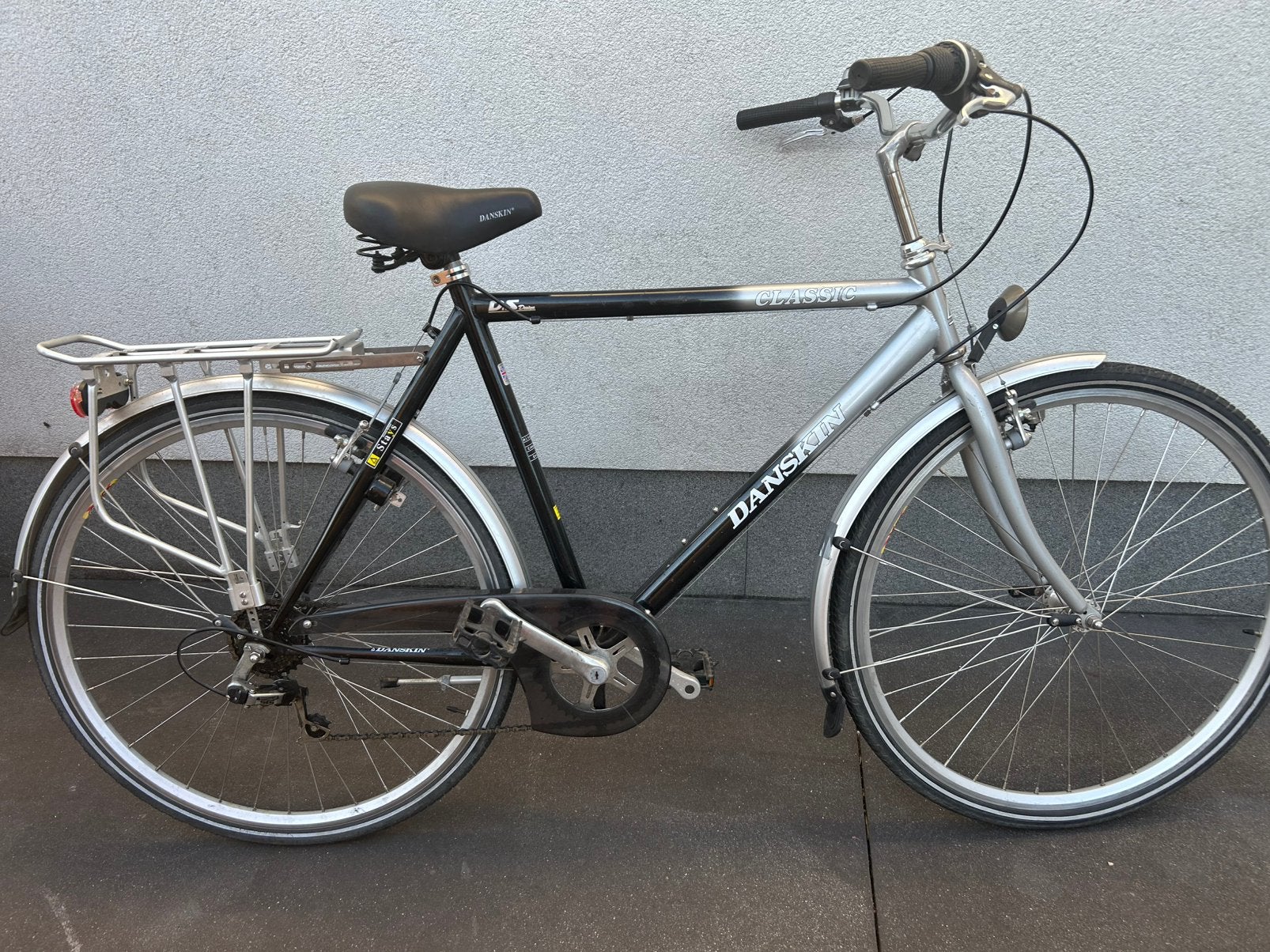 Degelijke herenfiets Danskin, Fietsen en Brommers, Ophalen, Gebruikt, Velgrem, 28 inch