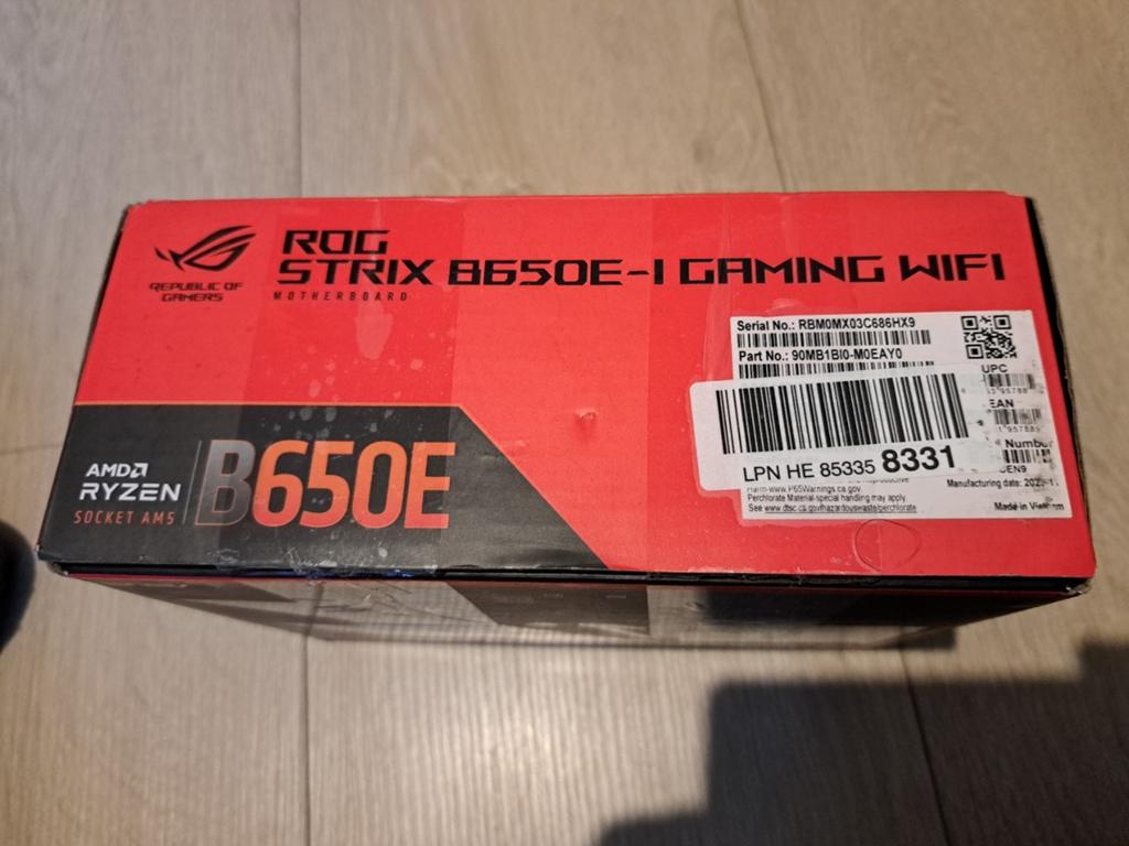 Asus Rog strix B650E-1 gaming wifi motherbaord mini neuf new, Enlèvement ou Envoi, Neuf