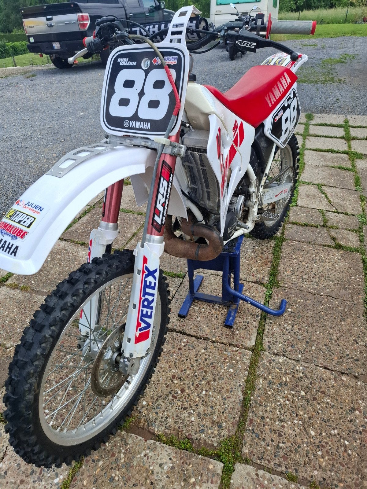 Yamaha yz 250 1990, Entreprise