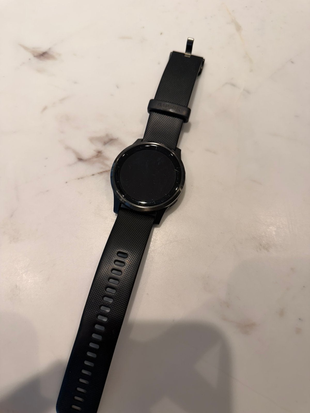 Garmin vívoactive 4 smartwatch GPS – zwart + laadkabel, Enlèvement, GPS, Comme neuf, Noir