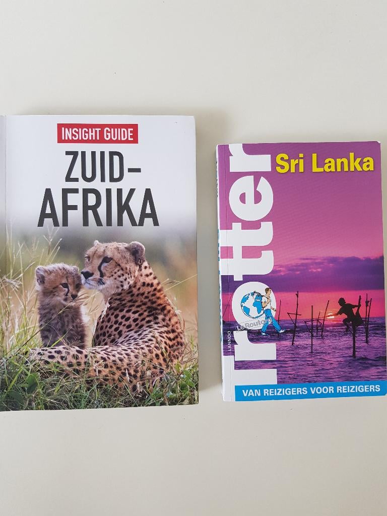 2 boeken, Boeken, Reisgidsen, Ophalen of Verzenden, Nieuw, Afrika, Reisgids of -boek