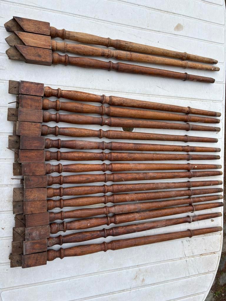 Trapspijlen houten oude trap, Doe-het-zelf en Bouw, Ophalen, Zo goed als nieuw, Trap