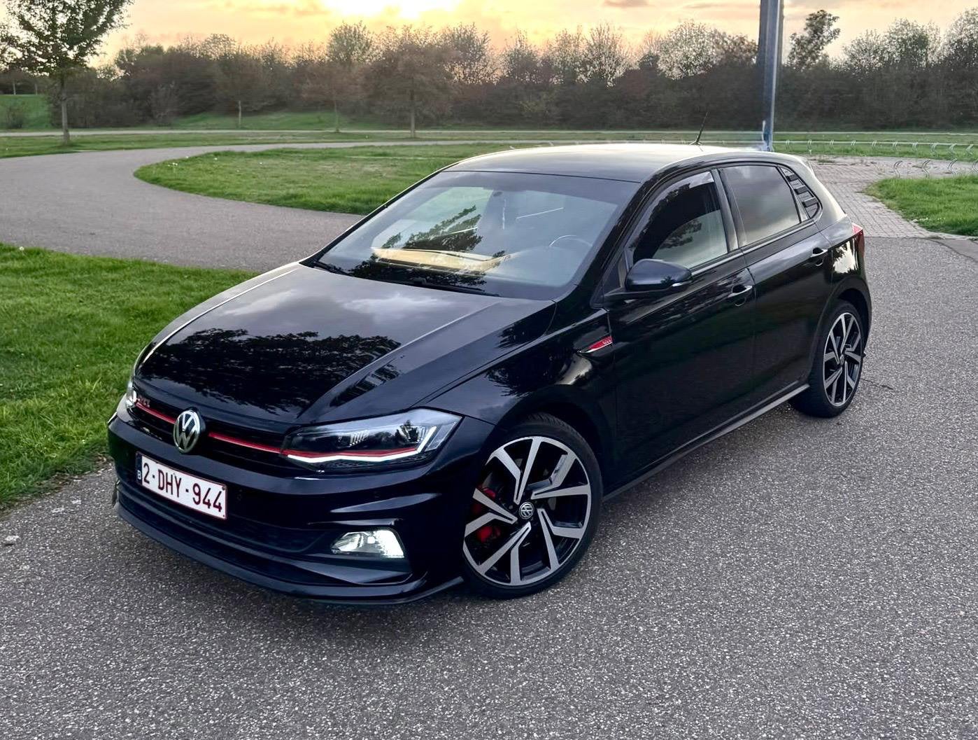 Volkswagen Polo GTI BRESCIA/LED/CARPLAY/BEATS/NIGHT, Auto's, 4 cilinders, Zwart, 5 zetels, 5 deurs