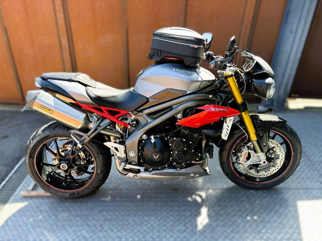 Speed-Triple 1050cm³ ABS 2016 140cv garantie 1,2,3ans jhb, Motoren, Nieuw, Motorrijbewijs A, Bedrijf, 3 cilinders