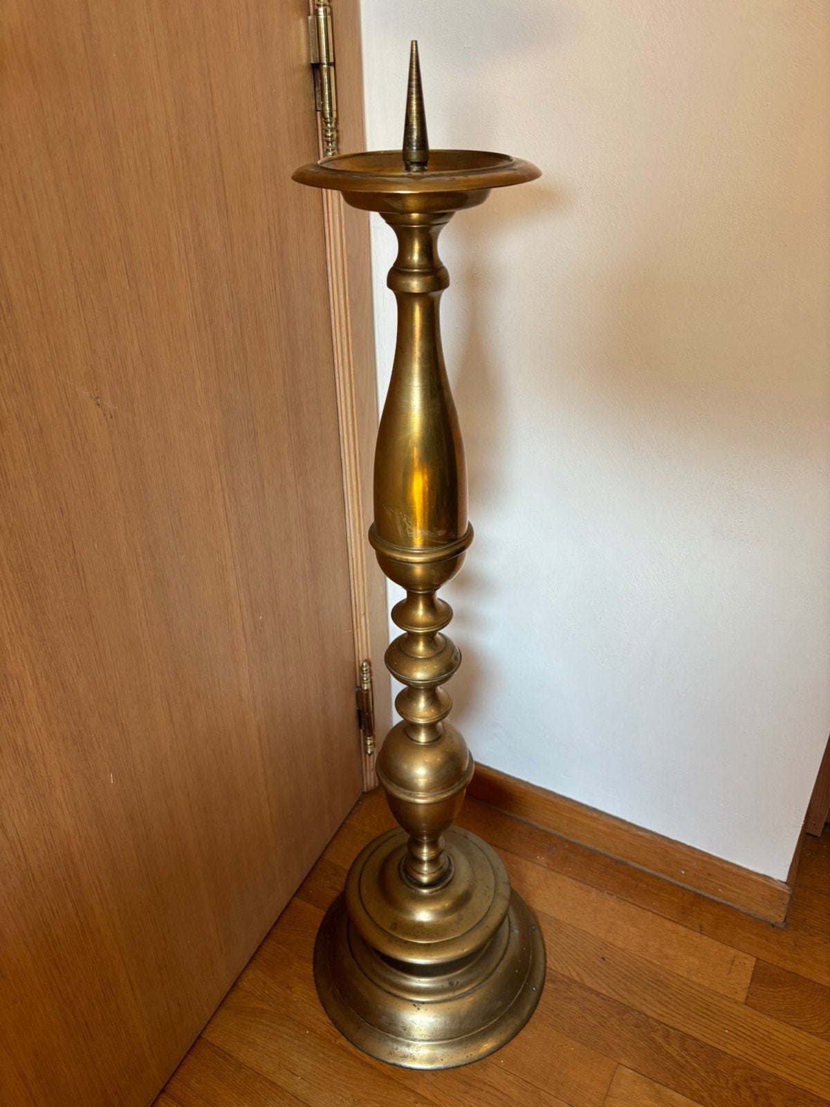 Hoge kandelaar 100cm, Antiek en Kunst, Antiek | Kandelaars, Ophalen, Koper of Brons