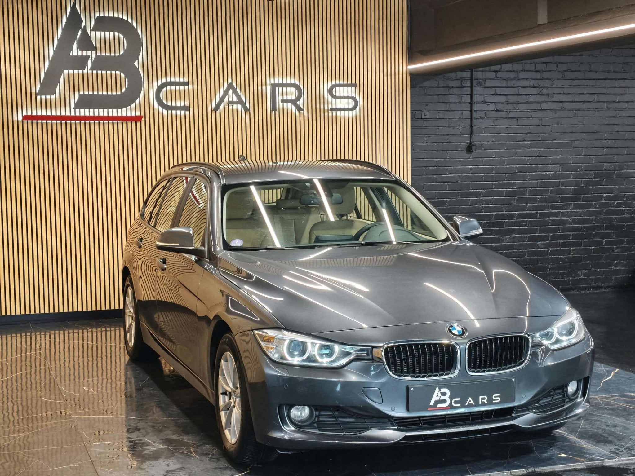 BMW 3 Serie 316i BREAK * GARANTIE 12 MOIS *, Autos, Argent ou Gris, Entreprise, Boîte manuelle, 136 ch