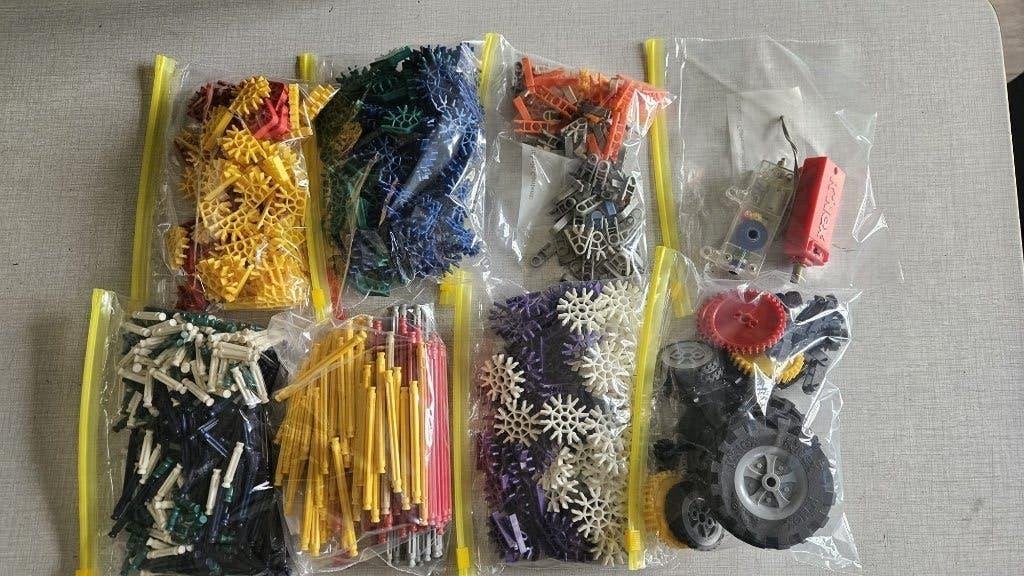 K'NEX Explorer Series 1 - 1000 onderdelen + bouwboek, Kinderen en Baby's, Speelgoed | Bouwstenen, Ophalen, Gebruikt, K'nex