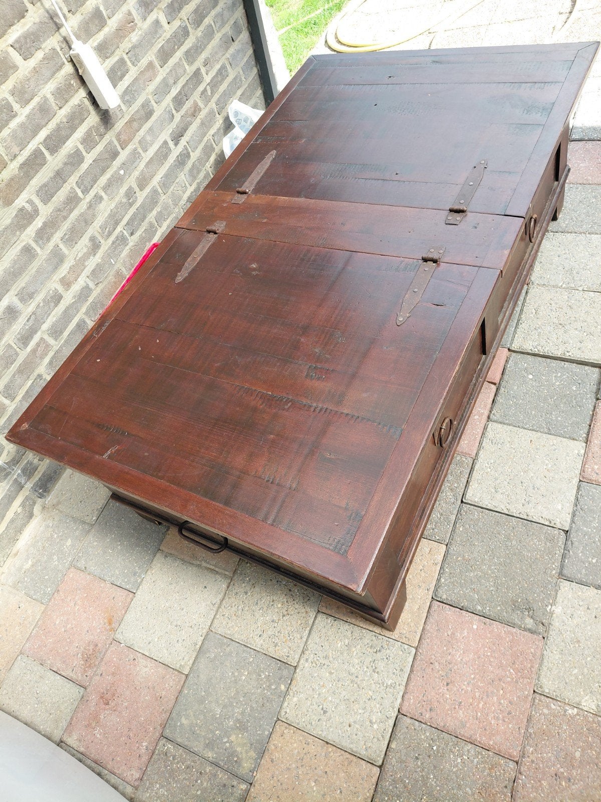 zware houten salontafel-dekenkist, Ophalen