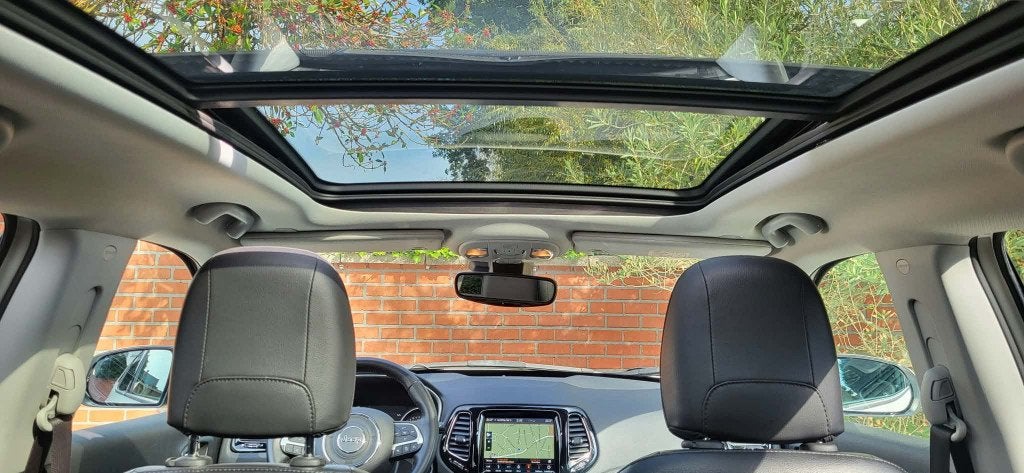 Jeep Compass 1.4i M-Air Limited ~ Pano ~ full historiek, Autos, Cuir, Essai à domicile, Achat, Euro 6