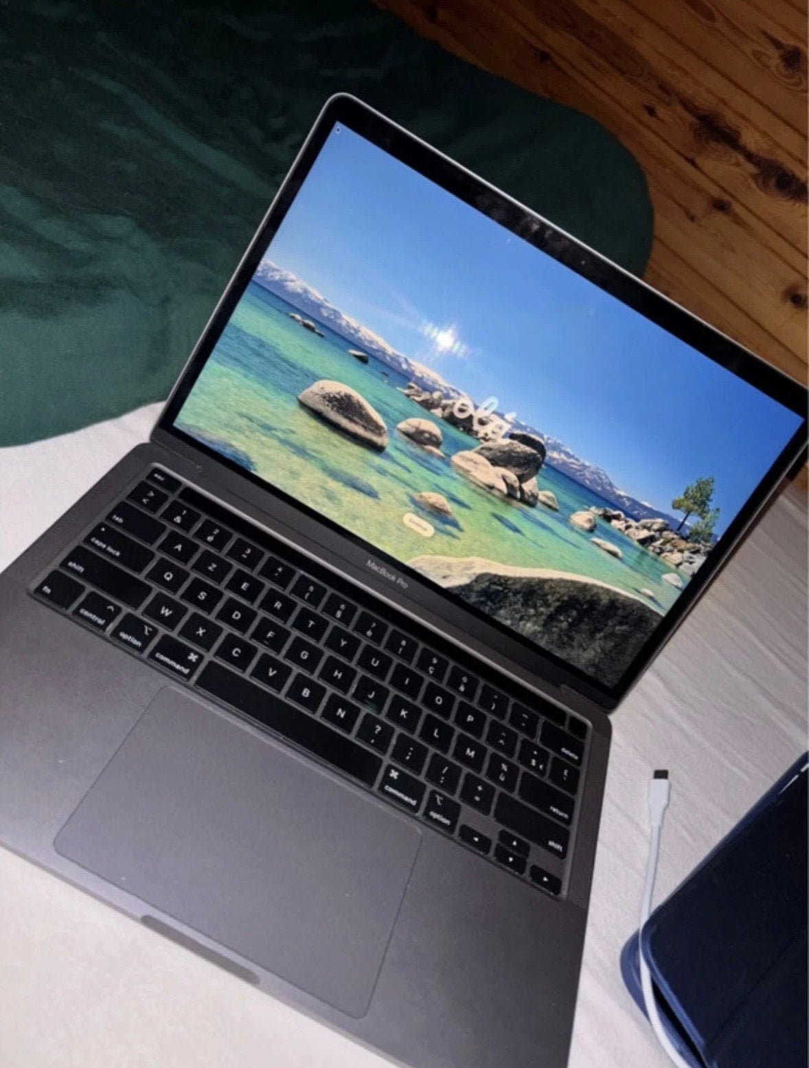 MacBook Pro Touch Bar 13" Retina (2020), Informatique & Logiciels, Apple Macbooks, Envoi, Comme neuf, Azerty, MacBook
