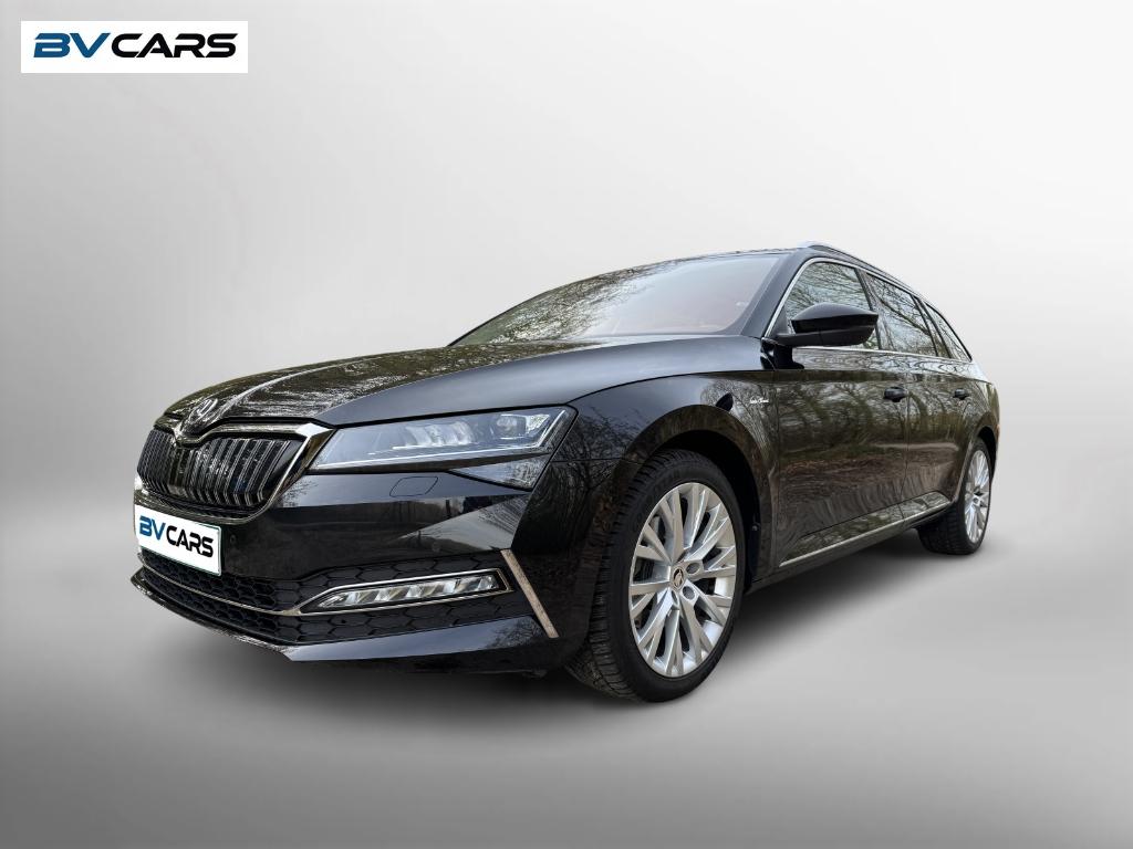Skoda Superb Combi L&K PHEV 1.4 TSI PANO/AHK/ACC/4xZVW/360, Autos, Skoda, Cuir, Achat, Euro 6, Entreprise
