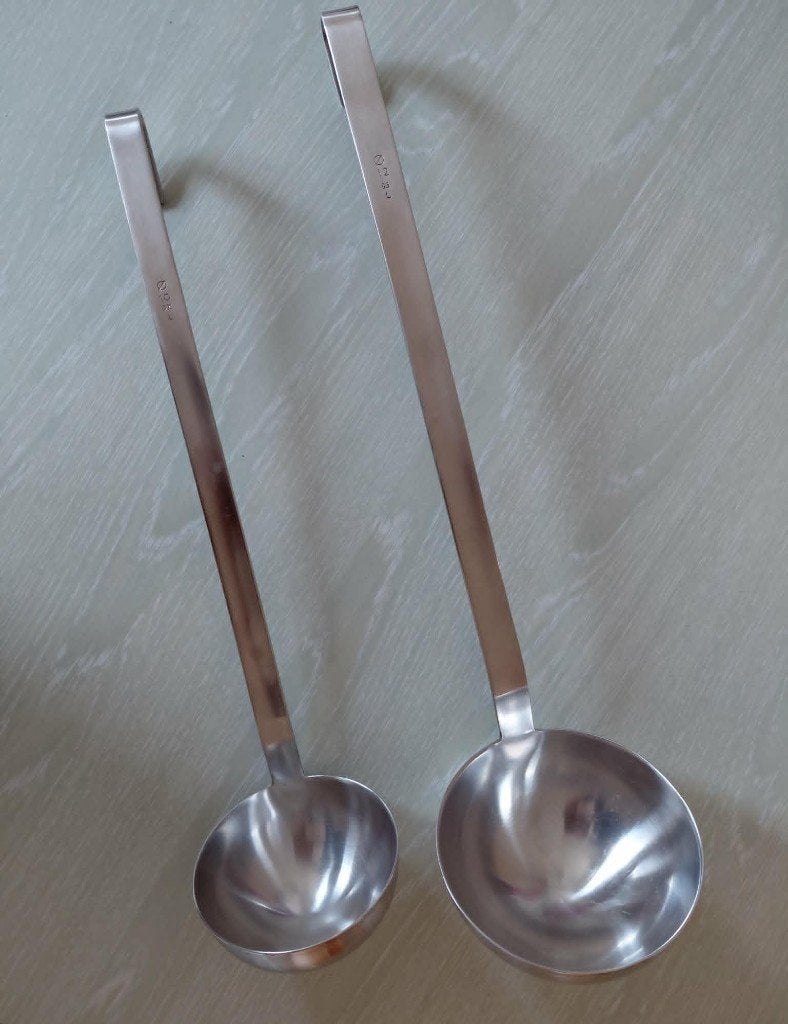 2 grote inox pollepels (horecakwaliteit) 0,25l en 0,5l, Overige typen, Ophalen of Verzenden, Metaal, Overige merken