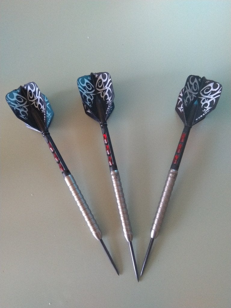 BULL'S VIRUS 21 GRAM, Sport en Fitness, Darts, Ophalen, Zo goed als nieuw, Pijlen