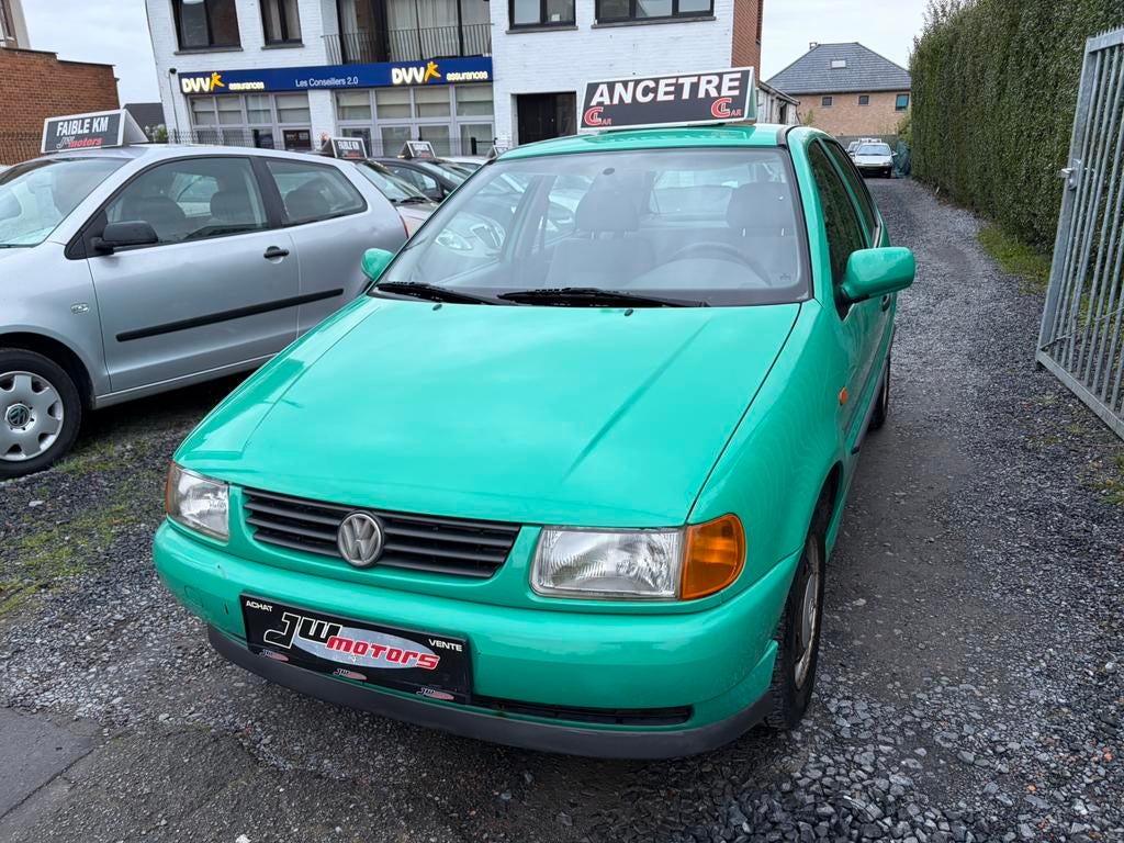 VOLKSWAGEN POLO 1.0 **FAIBLE KM**GARANTIE **ANCETRE **, Autos, Volkswagen, Achat, Entreprise, 33 kW, Boîte manuelle