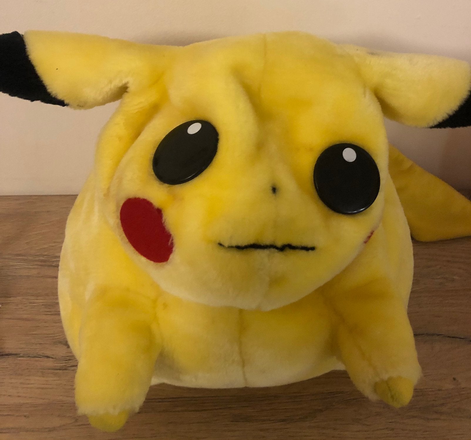 Pikachu knuffel, Kinderen en Baby's, Speelgoed | Knuffels en Pluche, Ophalen of Verzenden, Zo goed als nieuw