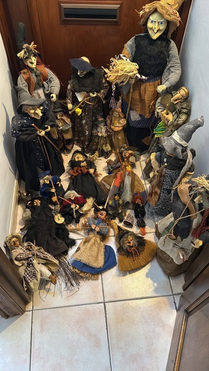 Sorcieres en ventent toute tailles, Enlèvement, Comme neuf