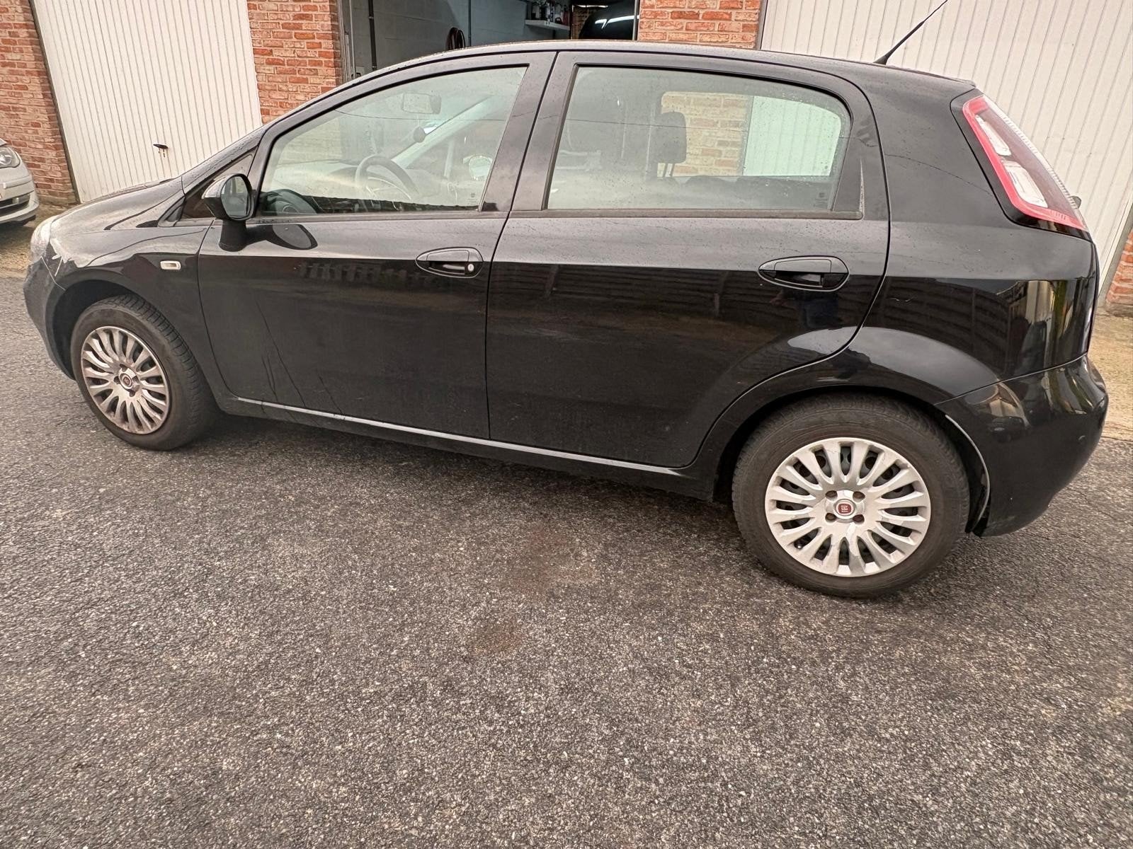 Fiat Punto Essence 130.000 km  !!  Prêt à immatriculé, Autos, 57 kW, Achat, Boîte manuelle, 5 portes