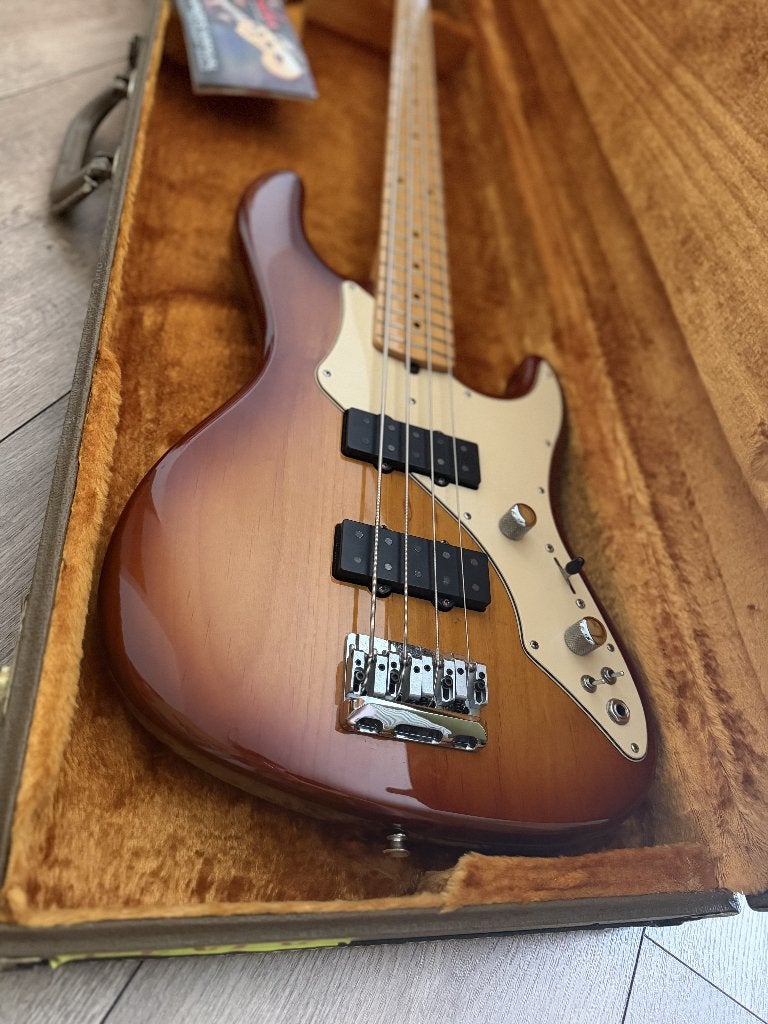 Fender Roscoe Beck Jazz Bass IV (4 String) Maple 2007, Muziek en Instrumenten, Snaarinstrumenten | Gitaren | Bas, Ophalen, Zo goed als nieuw