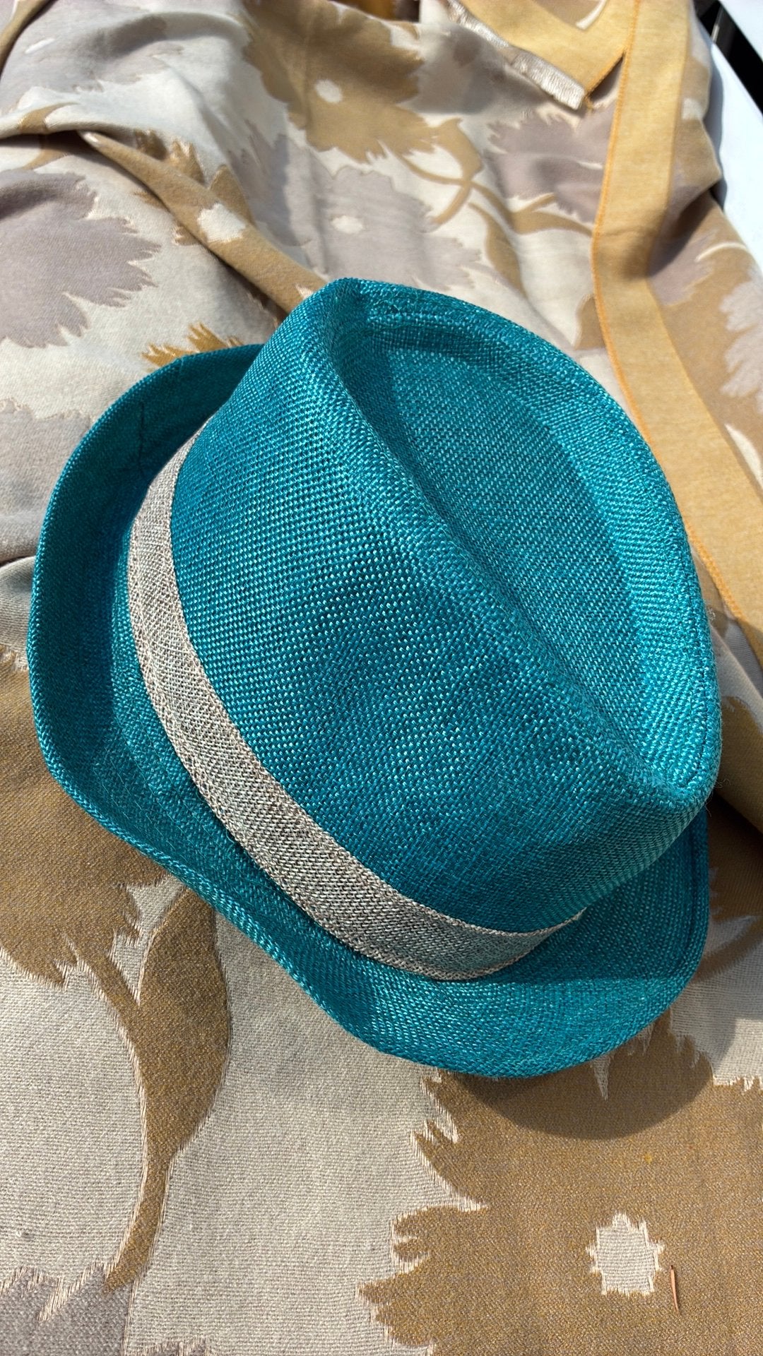 Chapeau pour enfants, Enlèvement, Comme neuf, Chapeau