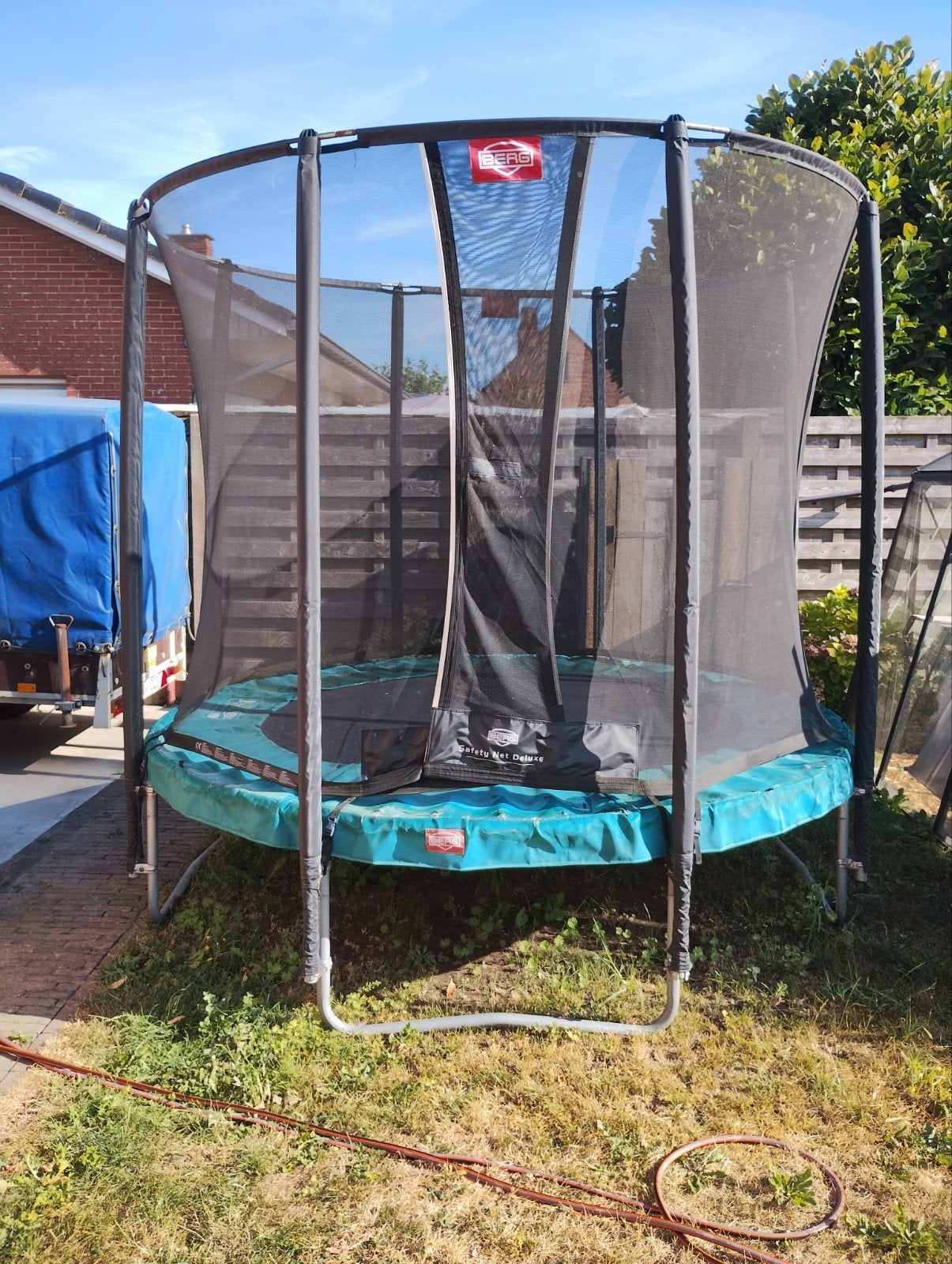 Berg trampoline 2.7m!, Ophalen, Gebruikt