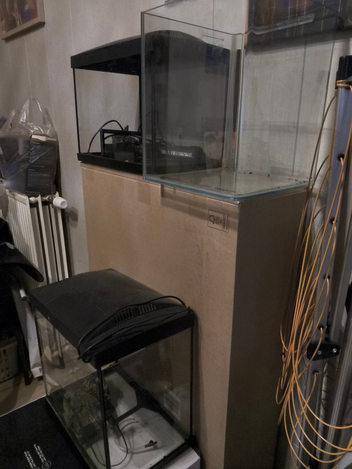 3 kleine aquariums met toebehoren, Ophalen, Inclusief deksel, Gebruikt, Verlichting of Verwarming