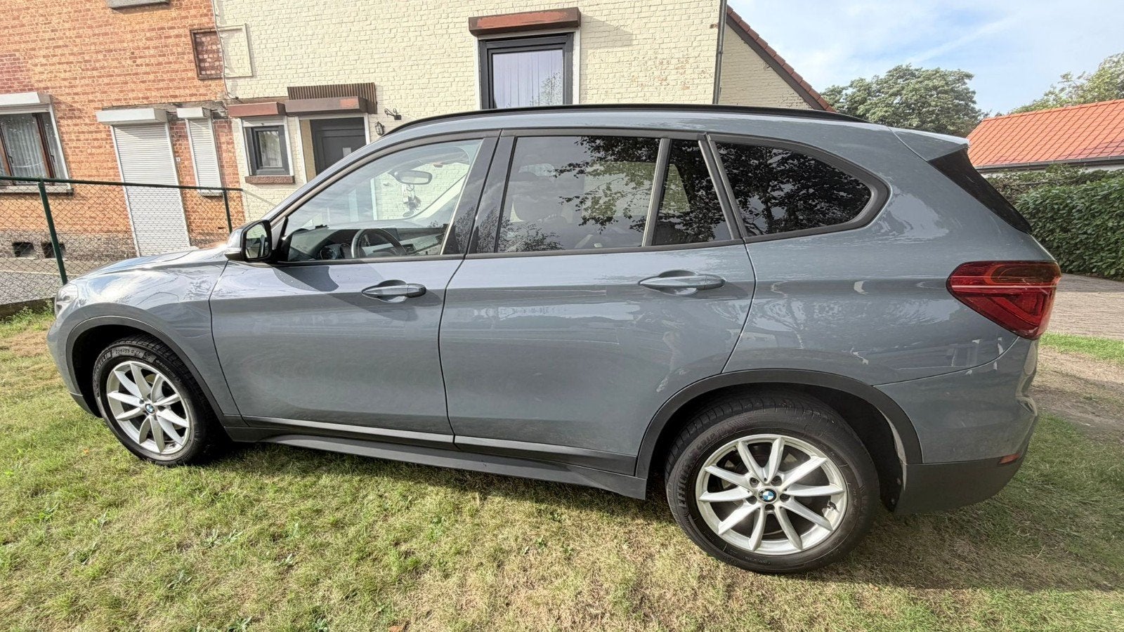 BMW X1 Sdrive16d, 2020, Auto's, BMW, Blauw, Leder, Diesel, 5 deurs