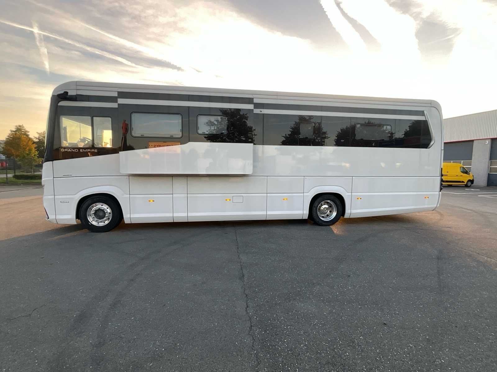 Mercedes-Benz Actros Morelo 2022 - Grand Empire 110 GSO, Autos, Achat, Euro 6, Entreprise, Mercedes-Benz