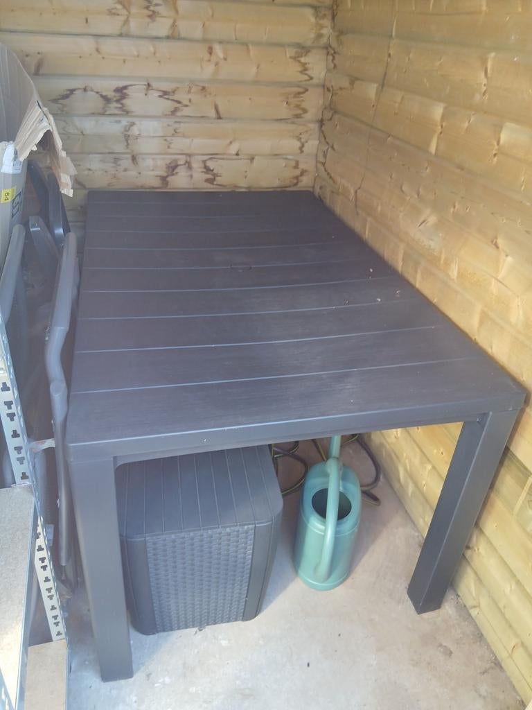Keter Tuintafel 4 personen, Ophalen