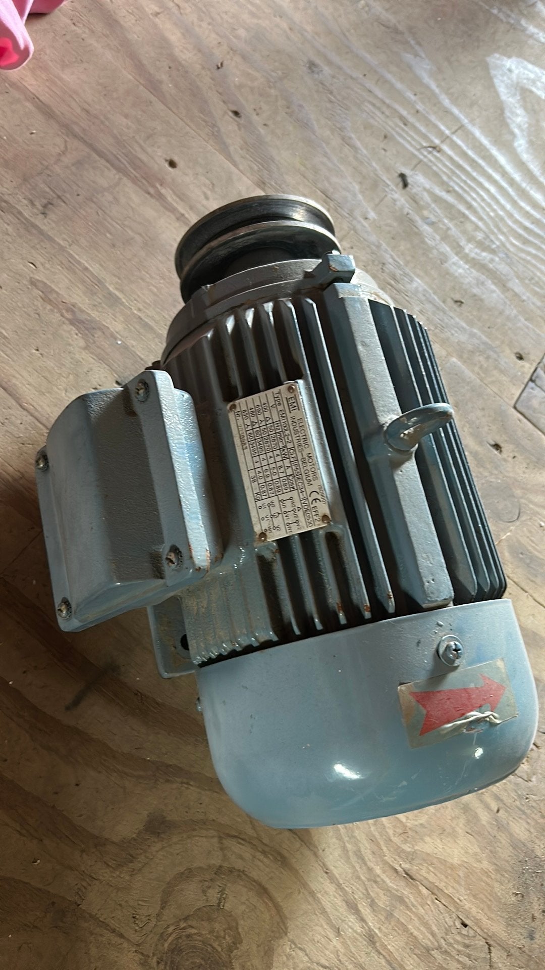 Electro  motor 380v 4 kw, Doe-het-zelf en Bouw, Motoren, Ophalen, Zo goed als nieuw