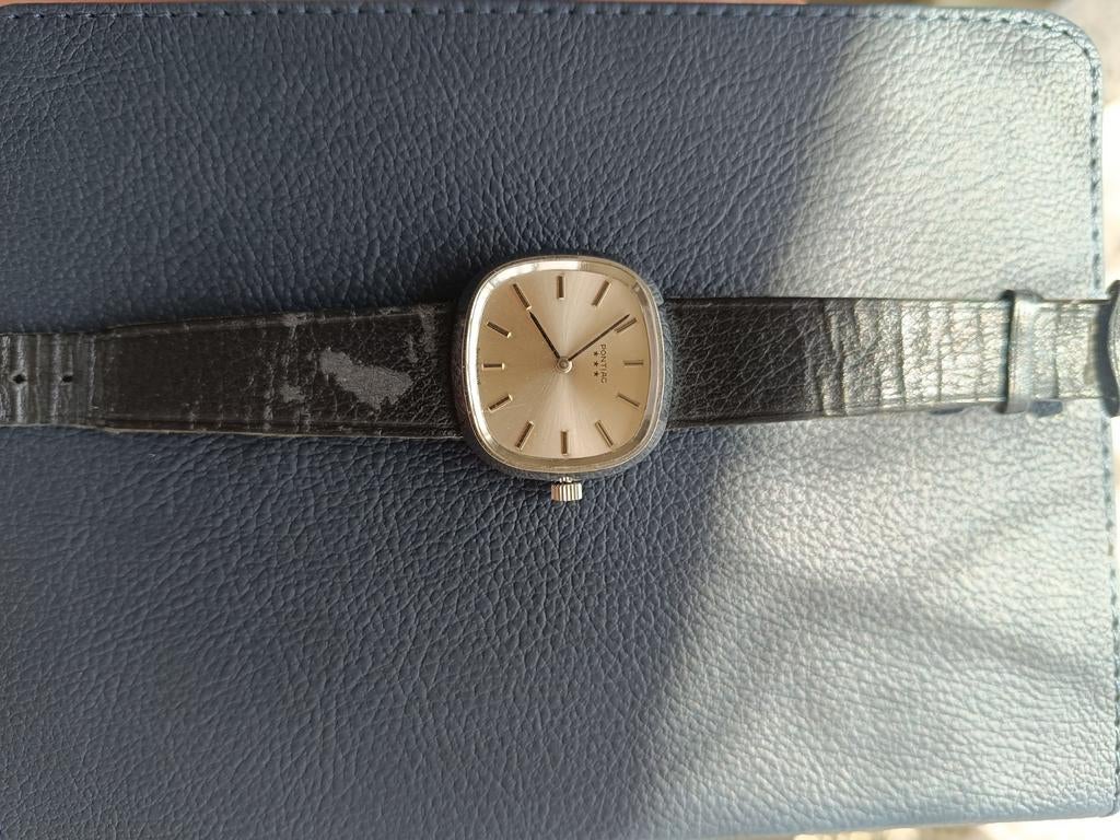Pontiac horloge, Handtassen en Accessoires, Horloges | Dames, Ophalen