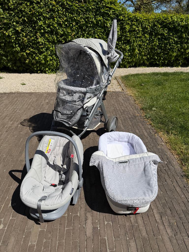 3 in 1 kinderwagen Bébécar, Autres marques, Avec siège auto, Enlèvement, Utilisé