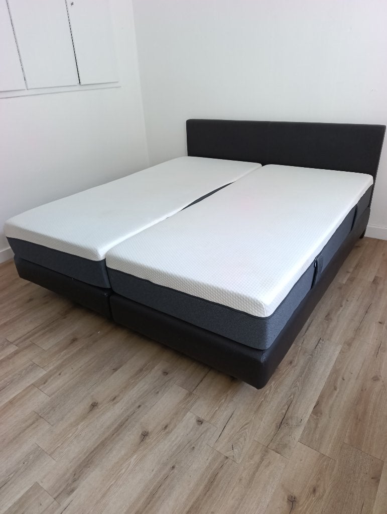 Boxspring 180 x 200 €185 Levering Gratis 0488790706, Ophalen, Gebruikt, Tweepersoons, 180 cm