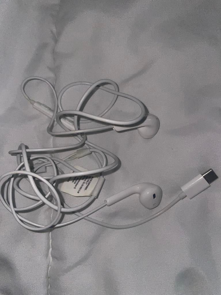 USB-C oortjes, Ophalen of Verzenden, Gebruikt, Wit