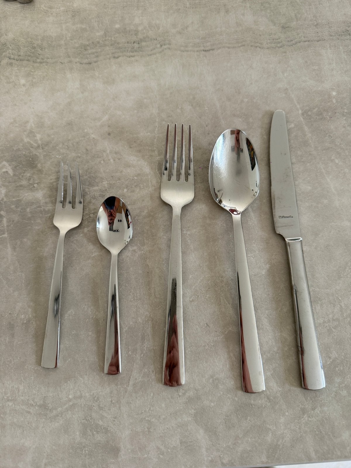 Bestekken set, Ophalen
