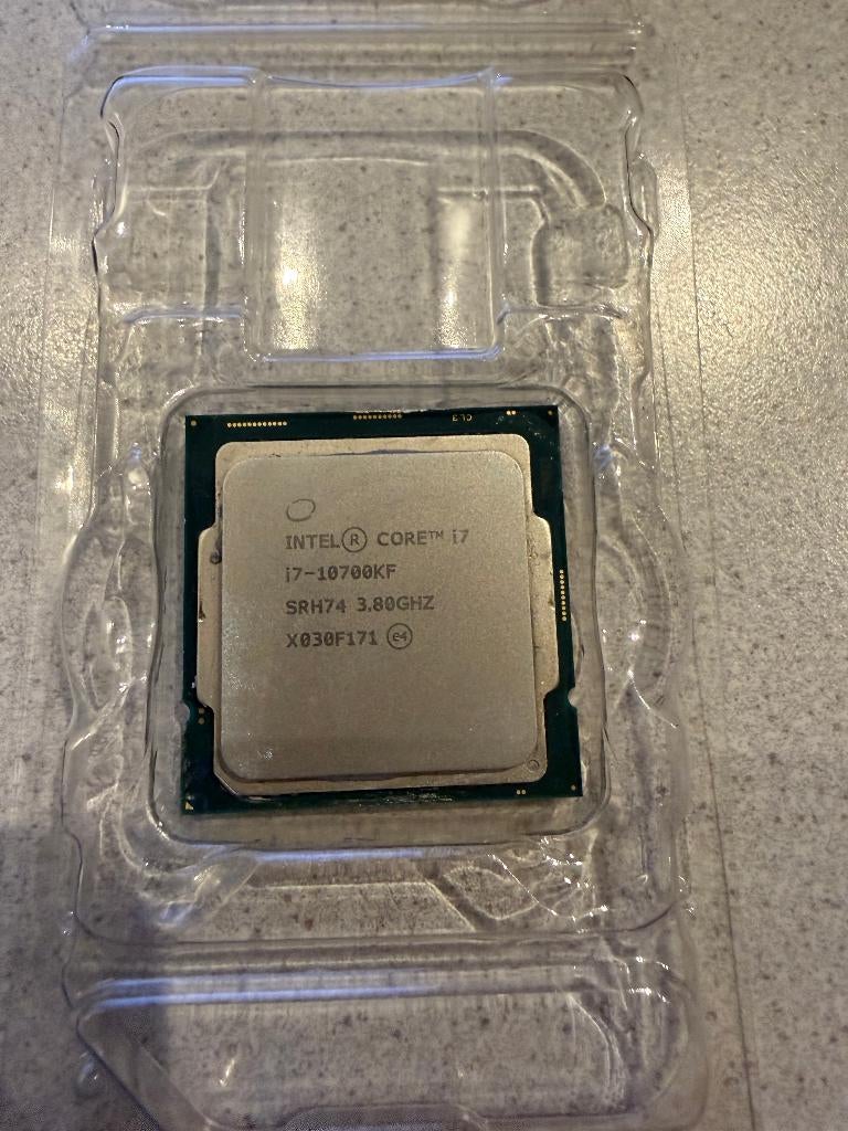 Intel I7-10700KF socket 1200, 8-core, Comme neuf, LGA 1200, 3 à 4 Ghz
