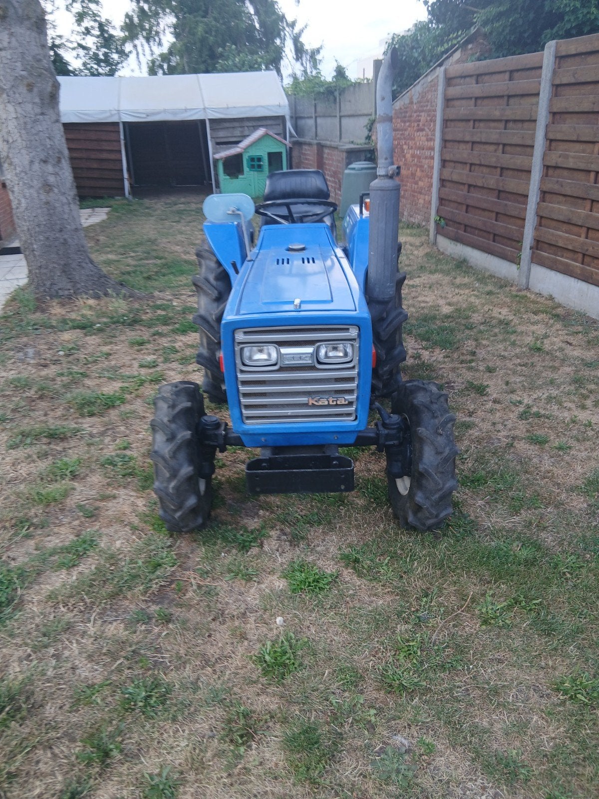 Te koop tractor  iseki, Ophalen