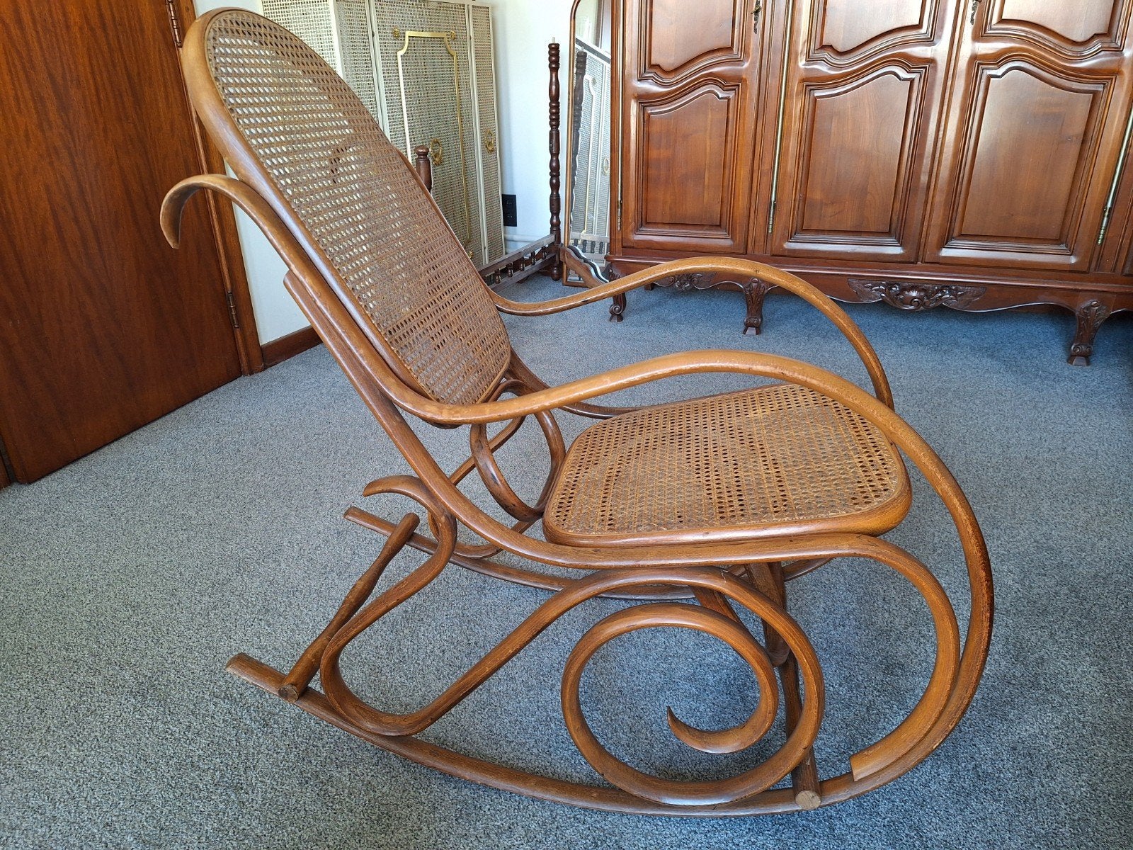 Thonet schommelstoel, Antiek en Kunst, Ophalen