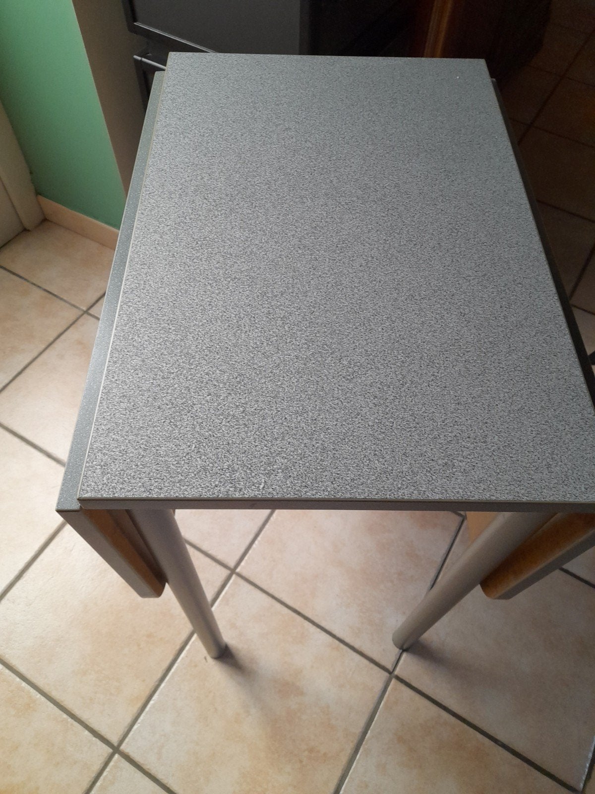 Table rétractable, Enlèvement, Métal