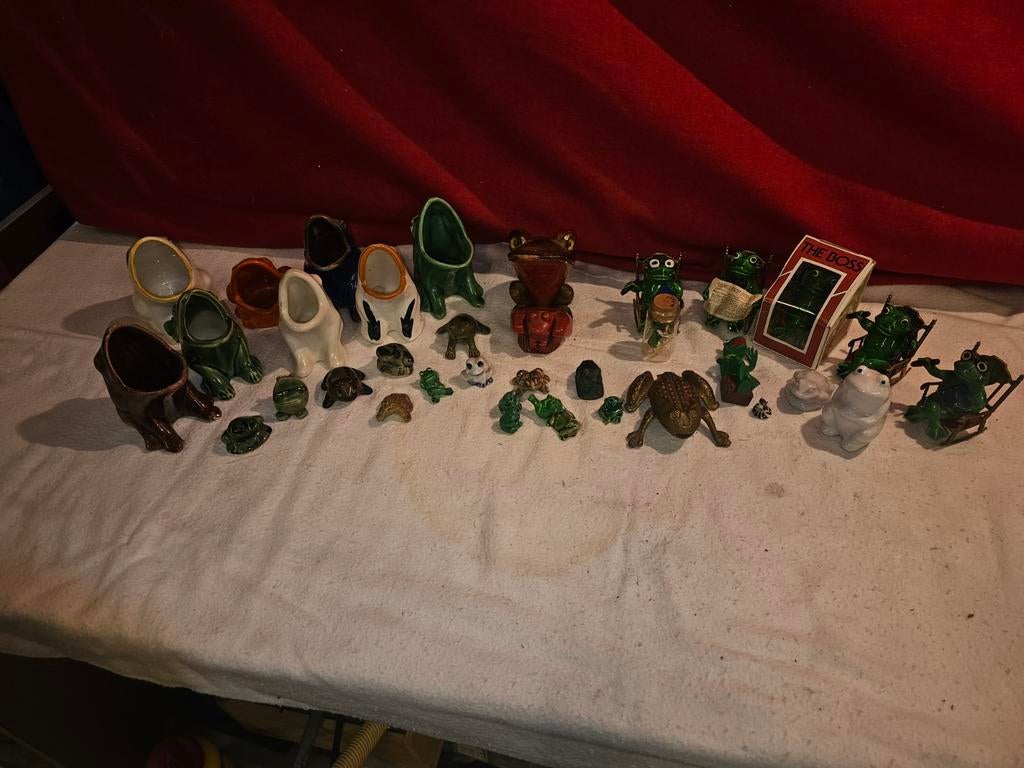 Lot grenouilles