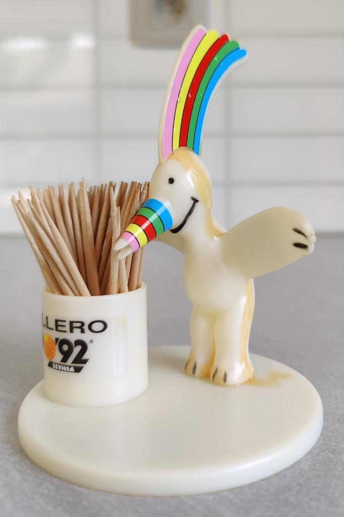 Expo92 mascotte houder voor tandenstokers, Ophalen of Verzenden, Gebruikt