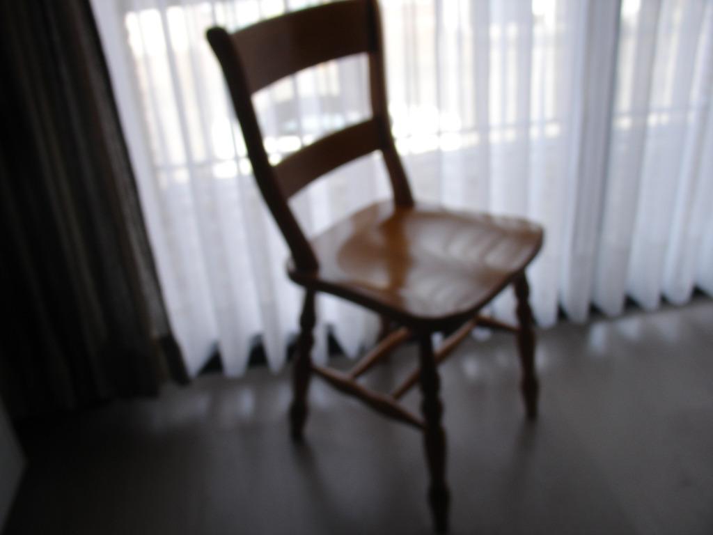 4 chaises de cuisine en hêtre, Maison & Meubles, Chaises, Enlèvement ou Envoi, Comme neuf, Brun, Bois
