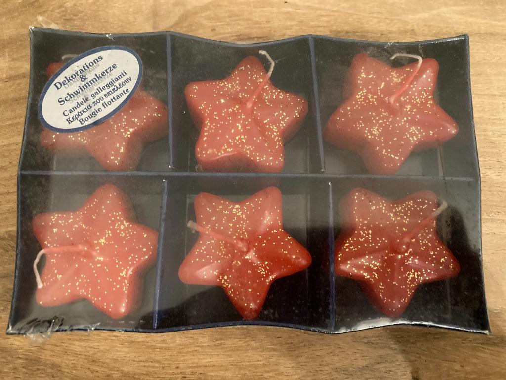 Doosje met 6 stervormige drijfkaarsen rood + glitter goud, Ophalen of Verzenden, Nieuw