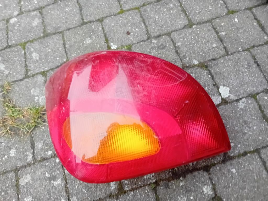 Achterlicht links Ford Fiesta rond bouwjaar 2001, Autos : Pièces & Accessoires, Enlèvement ou Envoi, Utilisé, Ford