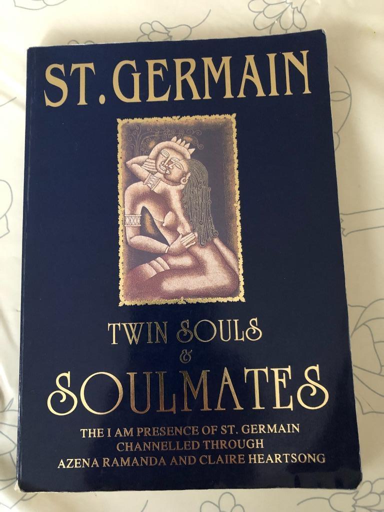 Saint Germain - Twin souls & soulmates, Boeken, Achtergrond en Informatie, Ziel of Sterfelijkheid, Ophalen of Verzenden, Zo goed als nieuw